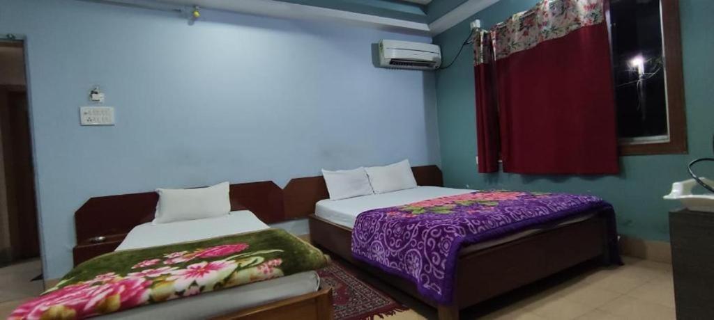 Hotel Nandanik Palace Fālākāta エクステリア 写真