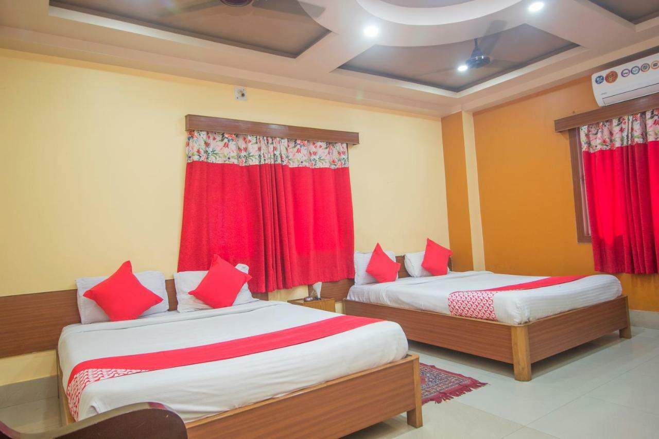 Hotel Nandanik Palace Fālākāta エクステリア 写真