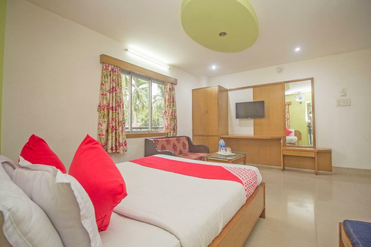 Hotel Nandanik Palace Fālākāta エクステリア 写真